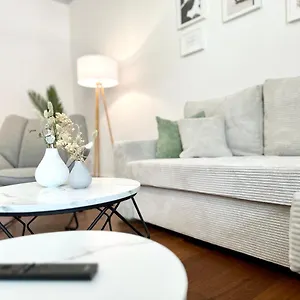 Mystay: Zentral I Design I Prime I Gaeste Wc Apartment Heidelberg