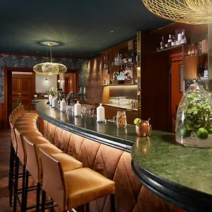 Otel Hyperion